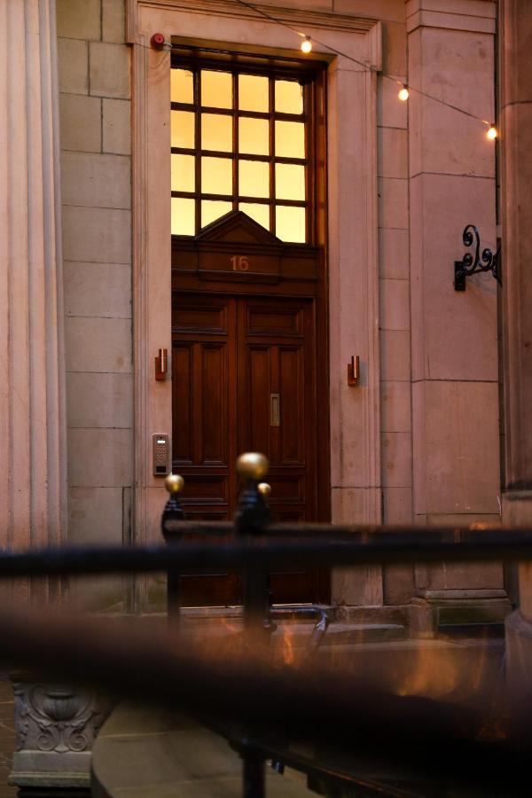 16 Queen Avenue Collection By Happy Days Liverpool Buitenkant foto
