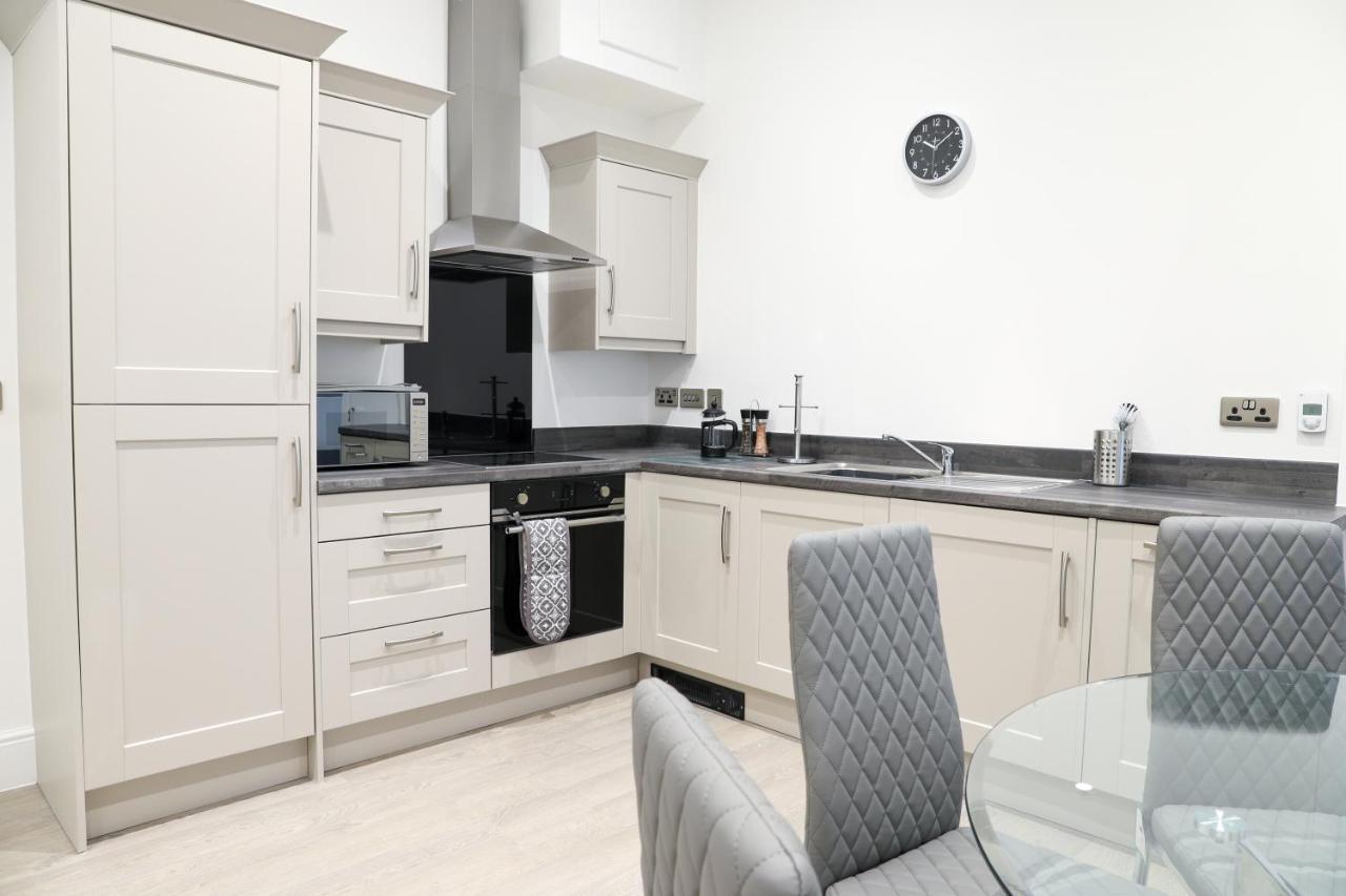 16 Queen Avenue Collection By Happy Days Liverpool Buitenkant foto