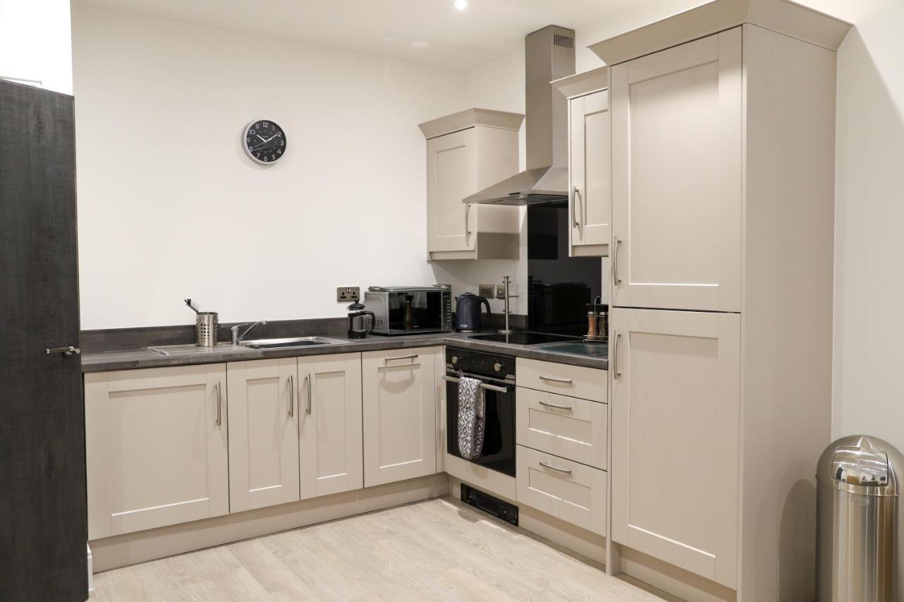 16 Queen Avenue Collection By Happy Days Liverpool Buitenkant foto