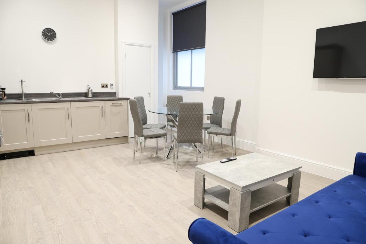 16 Queen Avenue Collection By Happy Days Liverpool Buitenkant foto