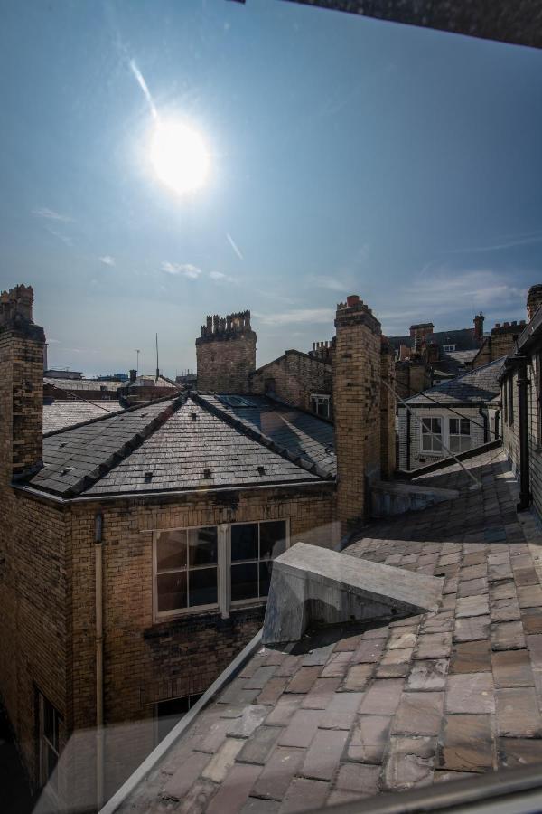 16 Queen Avenue Collection By Happy Days Liverpool Buitenkant foto