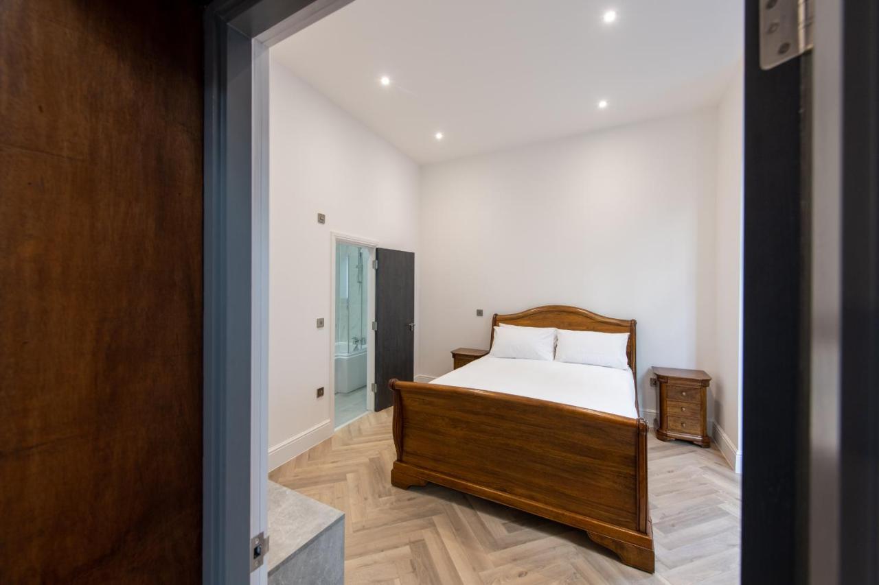 16 Queen Avenue Collection By Happy Days Liverpool Buitenkant foto