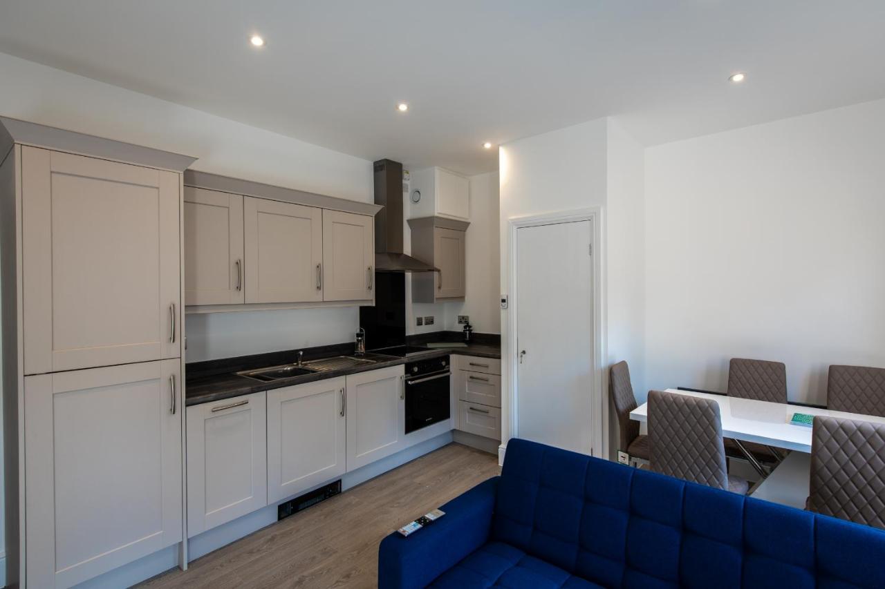 16 Queen Avenue Collection By Happy Days Liverpool Buitenkant foto