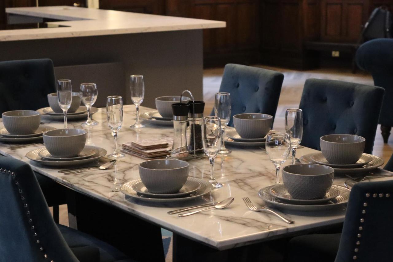 16 Queen Avenue Collection By Happy Days Liverpool Buitenkant foto